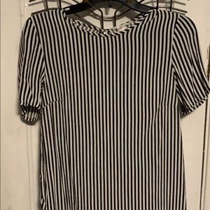 🖤✨VERTICAL STRIPED BLOUSE✨🖤